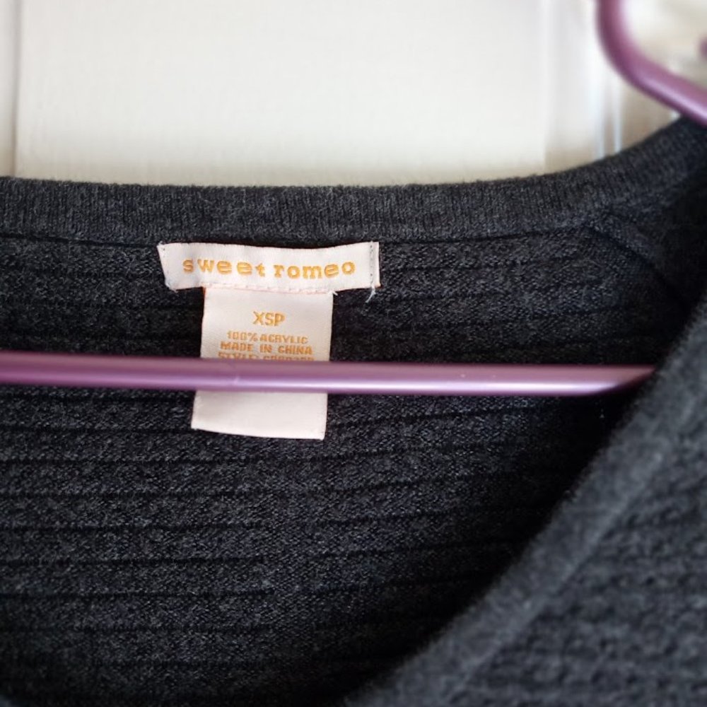 Sweet Romeo Gray Sweater Size S - Picture 2 of 4